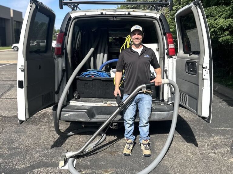 Carpet Cleaning Technician