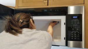 Microwave cleaning